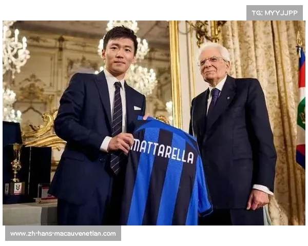 张康阳豪气为国米球员送奖金与定制大金表展现豪情万丈